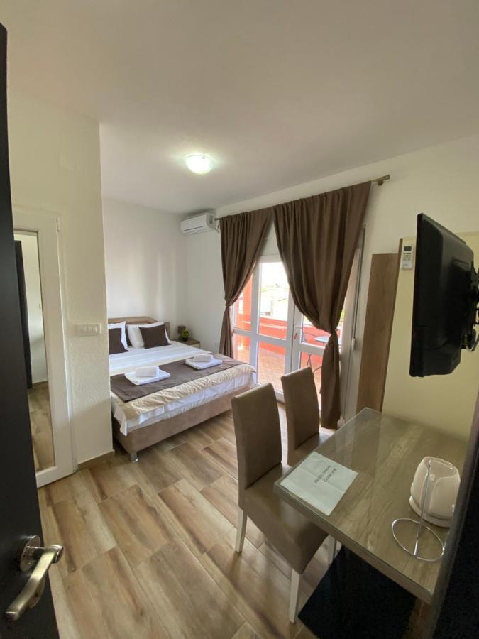 Apartments Nikicic Bar Luaran gambar